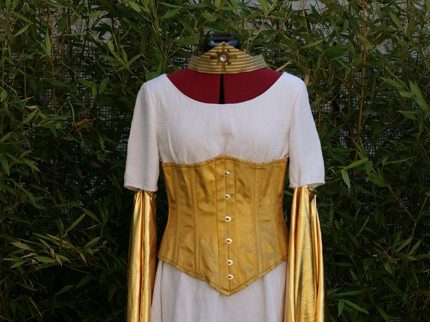 Costume de grande Théogoniste